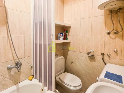 Prodaja, trosoban stan, 80m², Stari Aerodrom, Podgorica - image 15