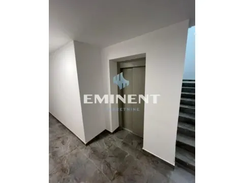 Izdavanje, trosoban stan, 62m², Zemun Novi Grad, Zemun Sve Podlokacije - image 8