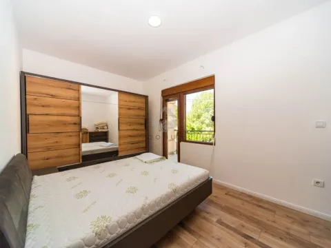 Rent, two bedroom apartment, 80m², Gornja Gorica, Podgorica - image 5