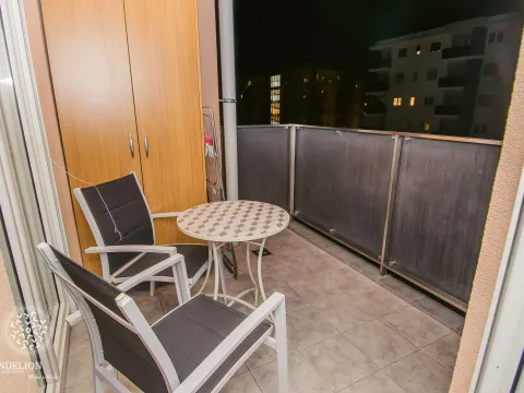 Izdavanje, jednosoban stan, 50m², City Kvart, Podgorica - image 8