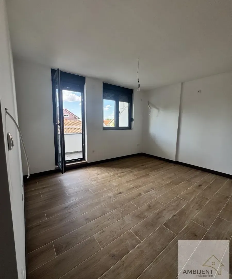 Sale, three bedroom apartment, 70m², Novi Banovci, Stara Pazova