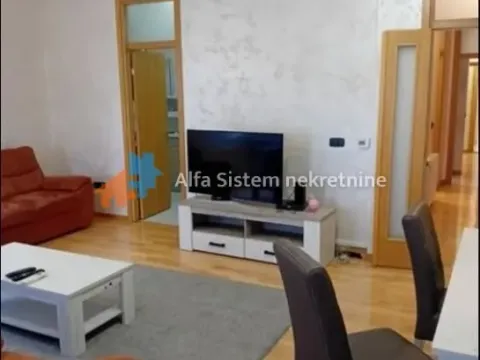Izdavanje, trosoban stan, 98m², Savski Venac, Beograd - image 4