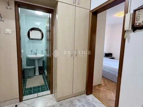 Rent, one bedroom apartment, 38m², Stari Aerodrom, Podgorica - image 10