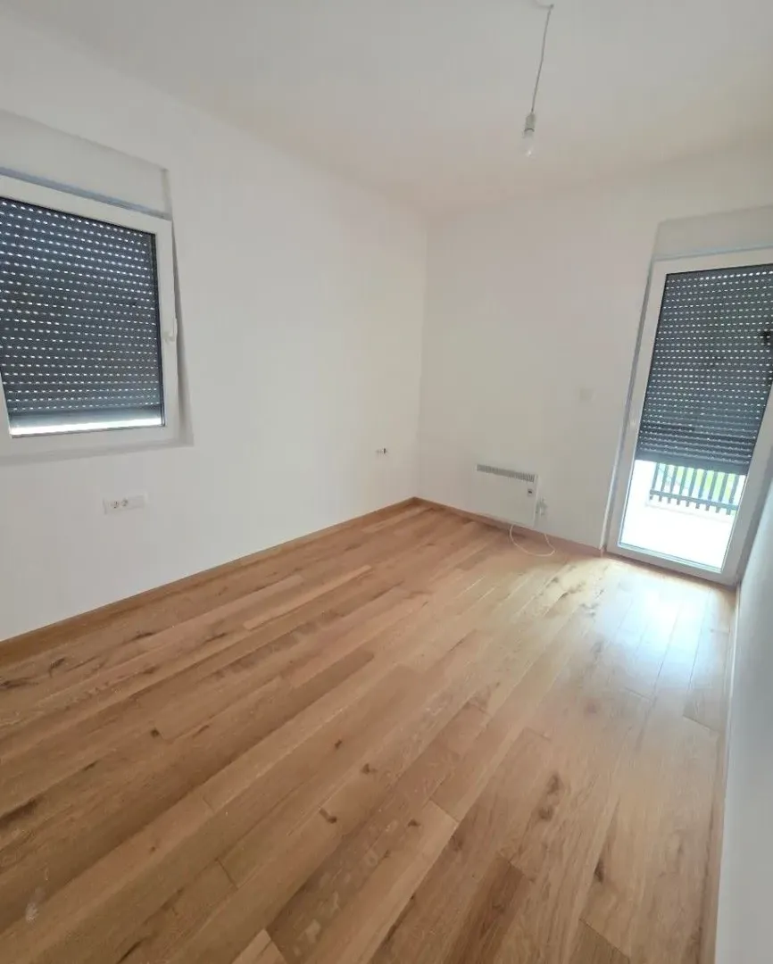 Sale, two bedroom apartment, 59m², Centar, Kolašin
