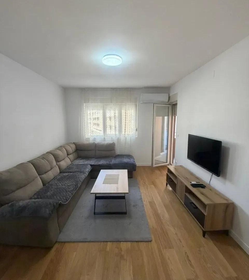 Rent, one bedroom apartment, 50m², Central Point, Podgorica