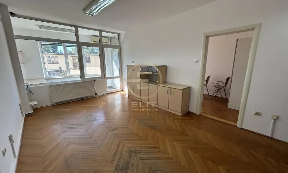Prodaja, jednosoban stan, 46m², Bulevar Oslobodjenja, Novi Sad Sve Podlokacije