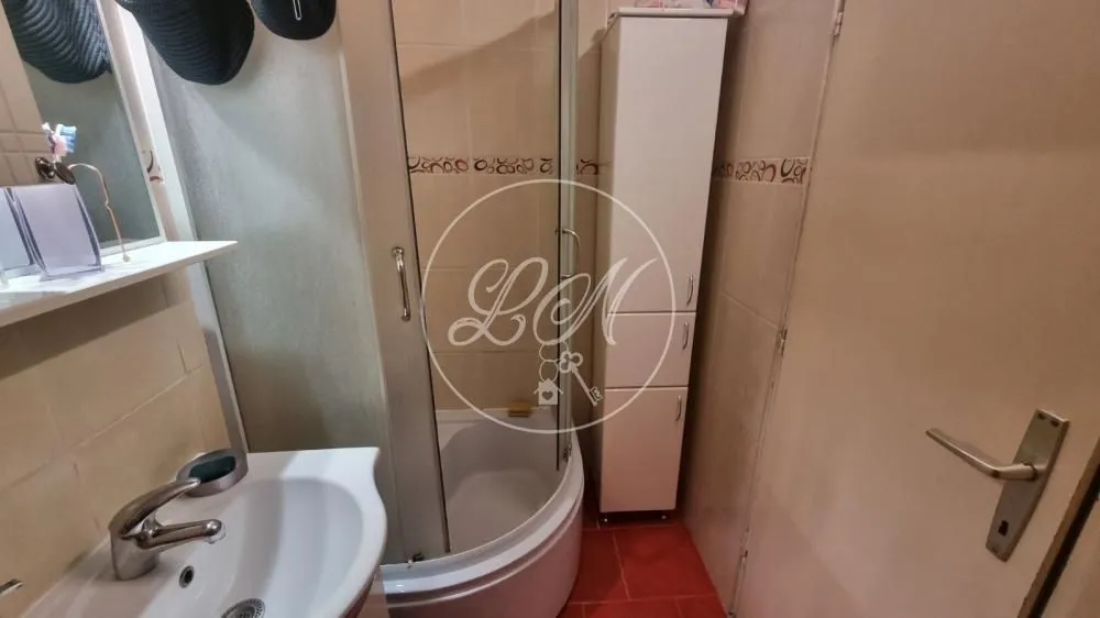 Sale, two bedroom apartment, 67m², Novi Beograd Blok 37, Novi Beograd Sve Podlokacije