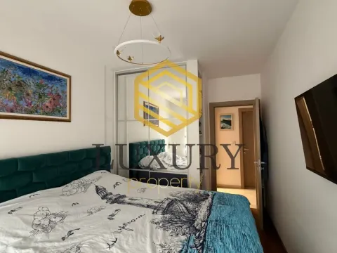 Izdavanje, dvosoban stan, 70m², Master Kvart, Podgorica - image 10