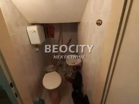 Sale, house, 200m², Salajka, Novi Sad Sve Podlokacije - image 4