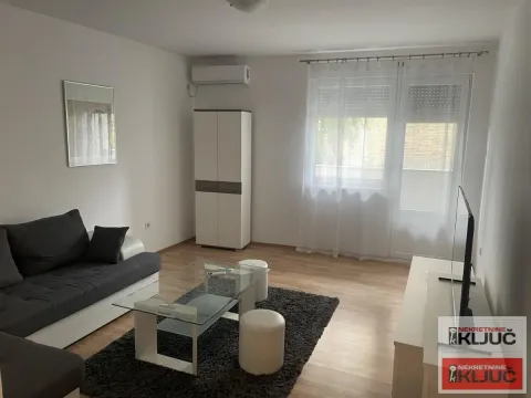 Rent, one bedroom apartment, 43m², Sajmište, Novi Sad