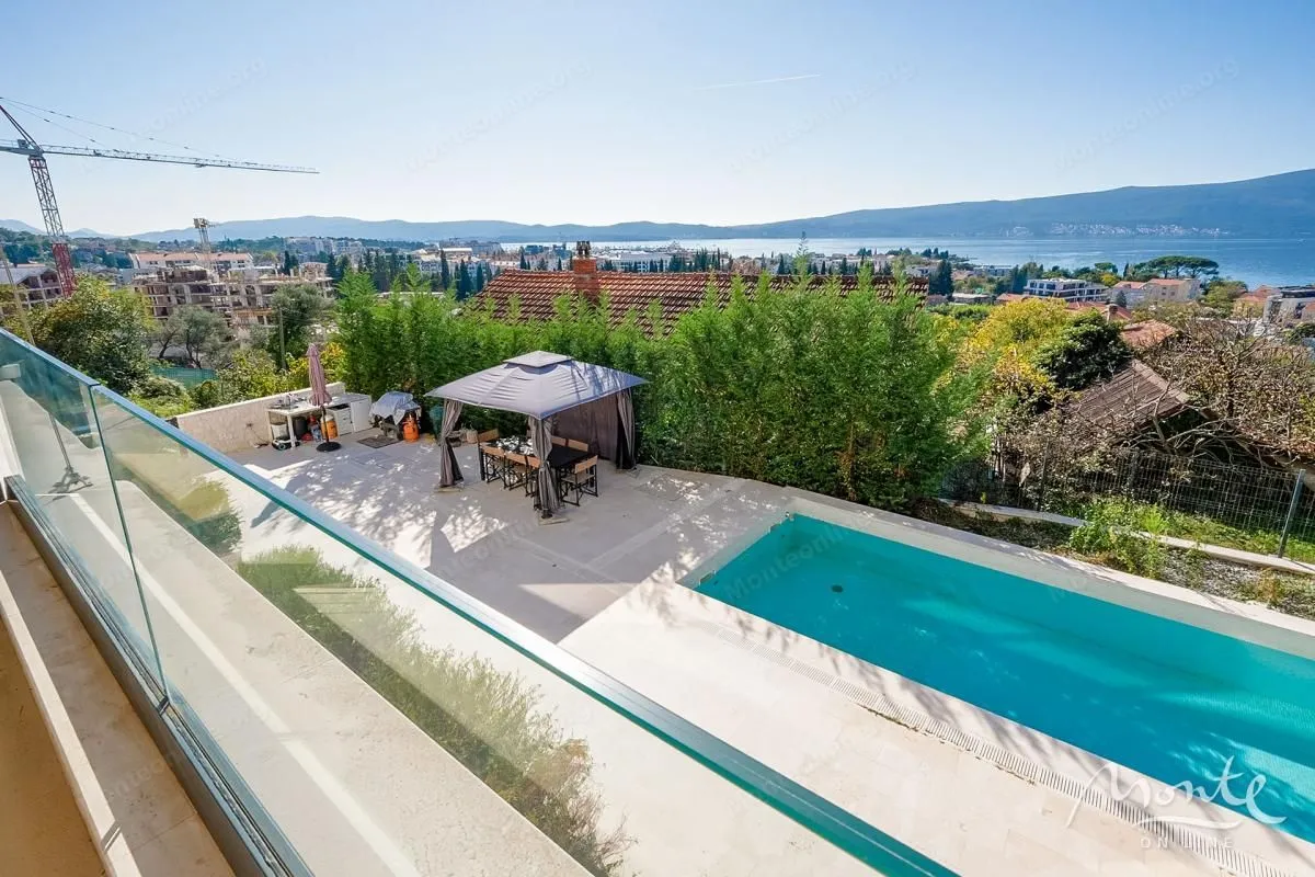 Prodaja, dvosoban stan, 100m², Donja Lastva, Tivat