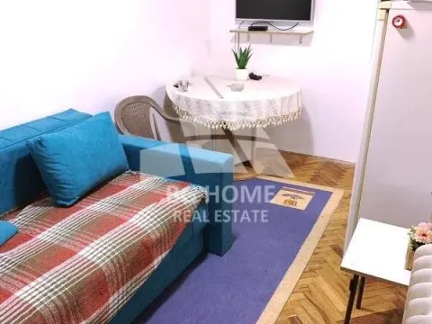 Stan in Uciteljsko Naselje