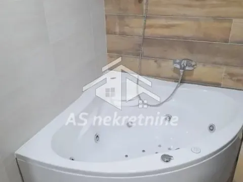 Izdavanje, stan, 160m², Filmski Grad, Beograd - image 24