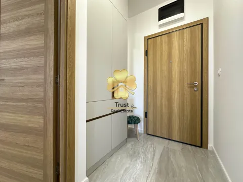 Izdavanje, jednosoban stan, 50m², City Kvart, Podgorica - image 9