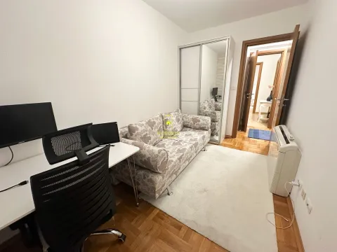 Prodaja, dvosoban stan, 69m², Pobrežje, Podgorica - image 8