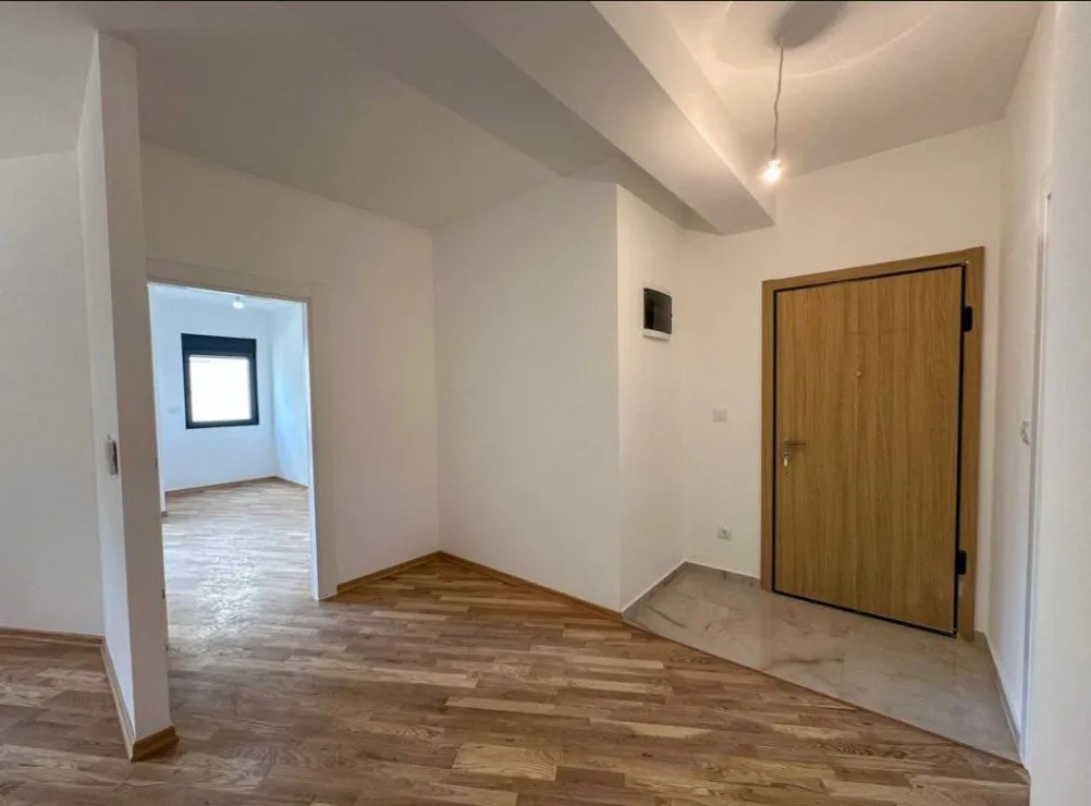Prodaja, jednosoban stan, 57m², Zagorič, Podgorica