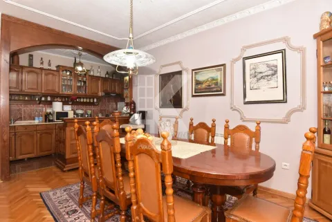 Prodaja, kuća, 752m², Zelenika, Podgorica - image 17