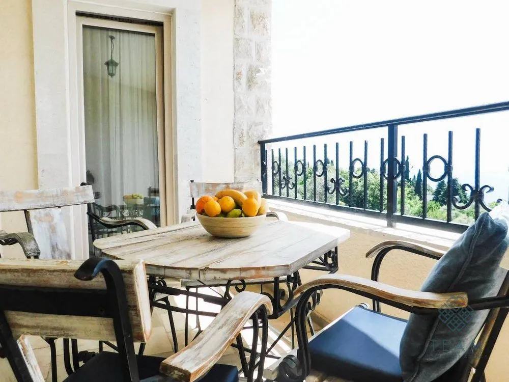 Rent, house, 140m², Reževići, Budva