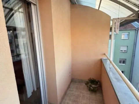 Prodaja, trosoban stan, 77m², Grbavica, Novi Sad Sve Podlokacije - image 6