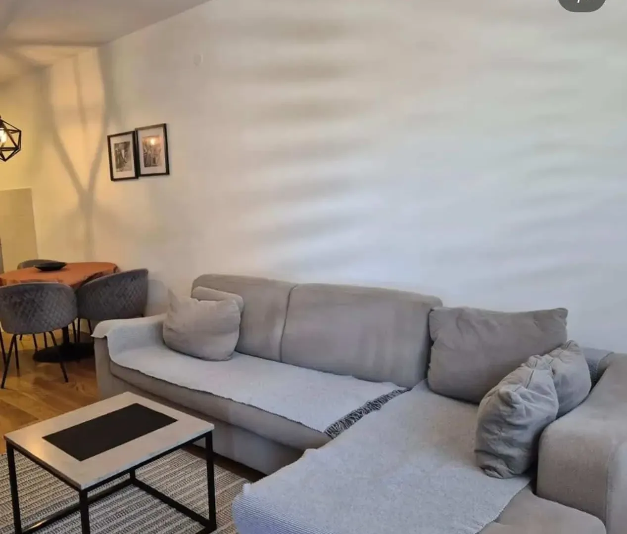 Izdavanje, jednosoban stan, 49m², Central Point, Podgorica