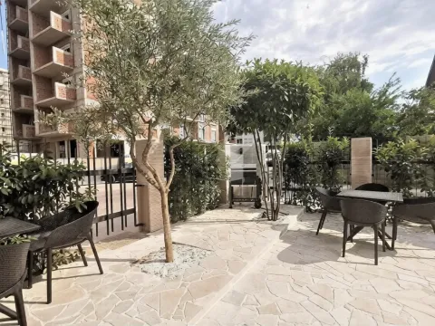 Prodaja, jednosoban stan, 45m², Blok 9, Podgorica - image 2
