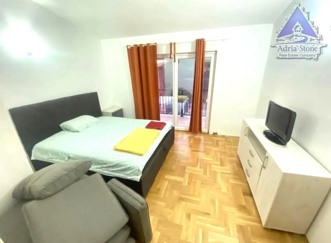 Prodaja, kuća, 250m², Zagora, Kotor