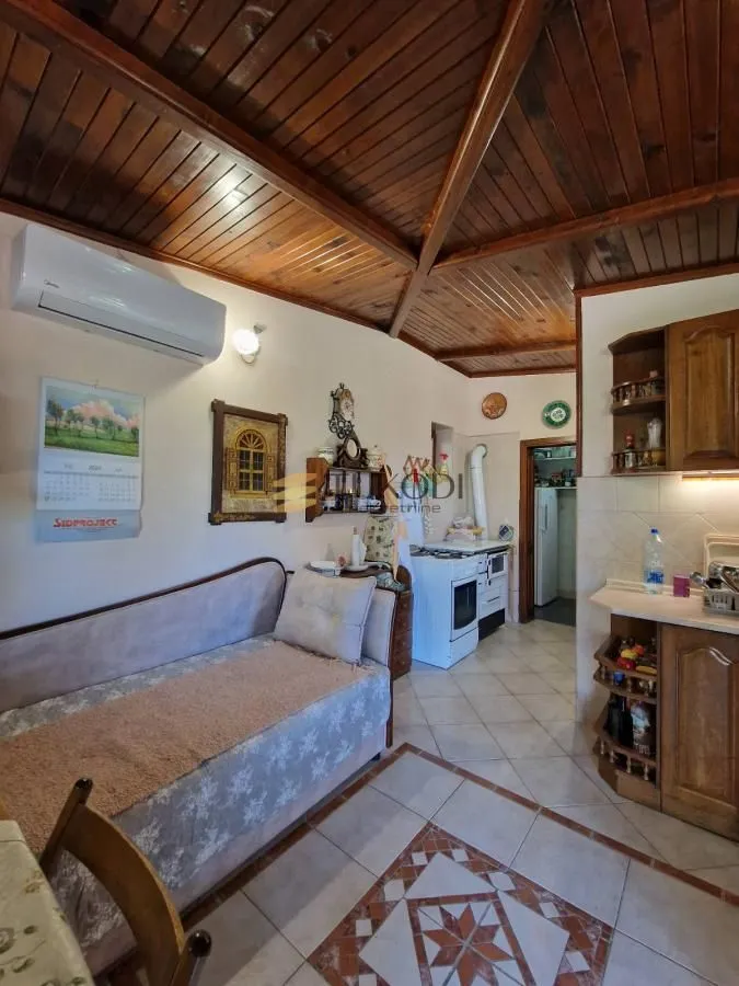 Sale, house, 160m², Čerević, Beočin