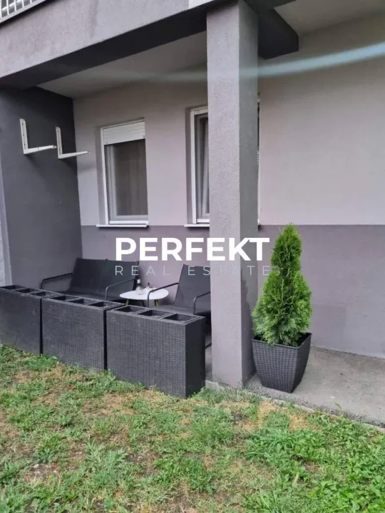 Prodaja, dvosoban stan, 49m², Tesla, Pančevo