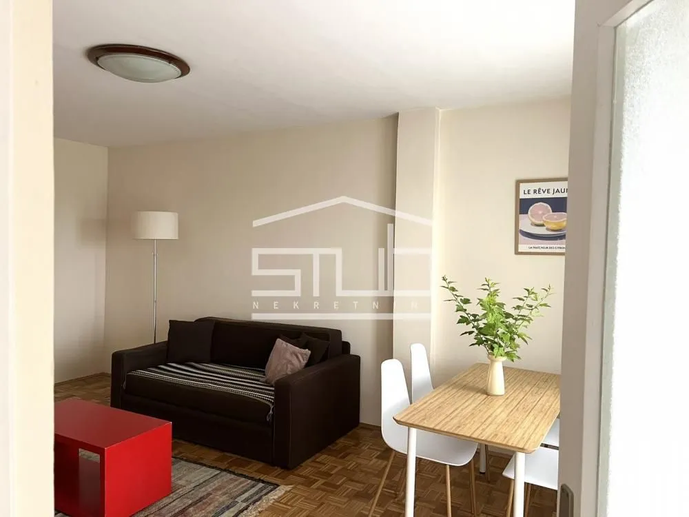 Izdavanje, trosoban stan, 88m², Crveni Krst, Beograd