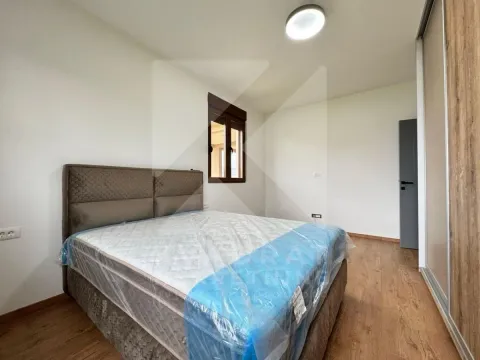 Izdavanje, kuća, 140m², Donja Gorica, Podgorica - image 14