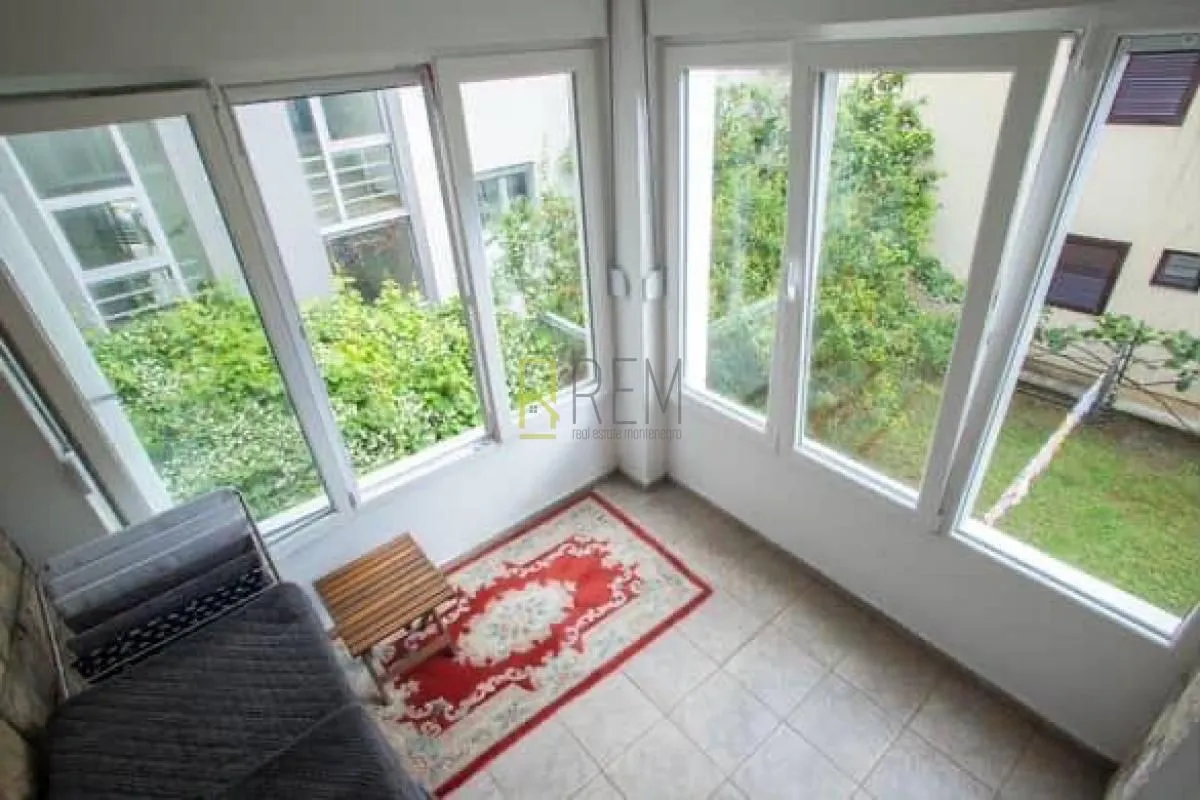 Prodaja, dvosoban stan, 72m², Centar, Budva