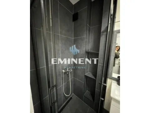 Izdavanje, četvorosoban stan, 120m², Savski Venac, Beograd - image 15