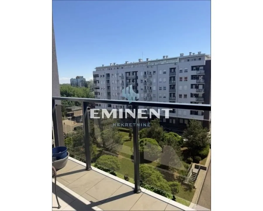 Izdavanje, dvosoban stan, 50m², Ada, Beograd