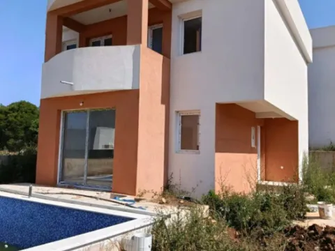 Prodaja, kuća, 140m², Dobre Vode, Bar