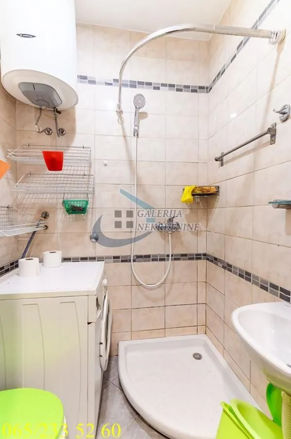 Prodaja, garsonjera, 23m², Čubura, Beograd