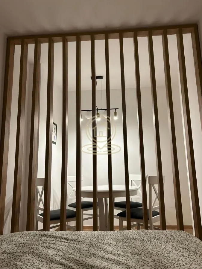 Izdavanje, jednosoban stan, 35m², Stari Grad, Beograd