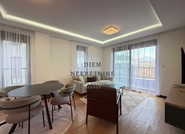 Izdavanje, dvosoban stan, 69m², Donja Gorica, Podgorica
