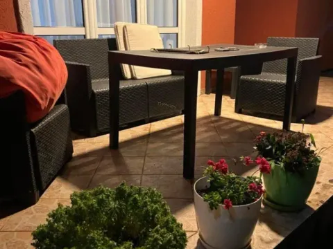 Rent, two bedroom apartment, 140m², Zaljevo, Bar