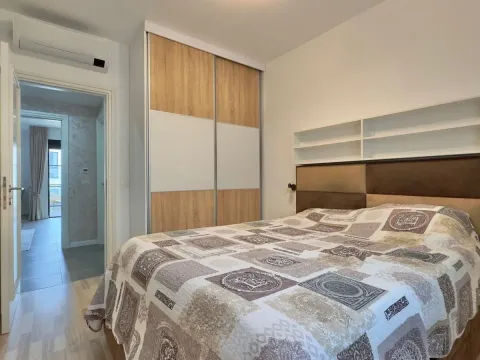 Rent, three bedroom apartment, 78m², Kava, Tivat - image 4