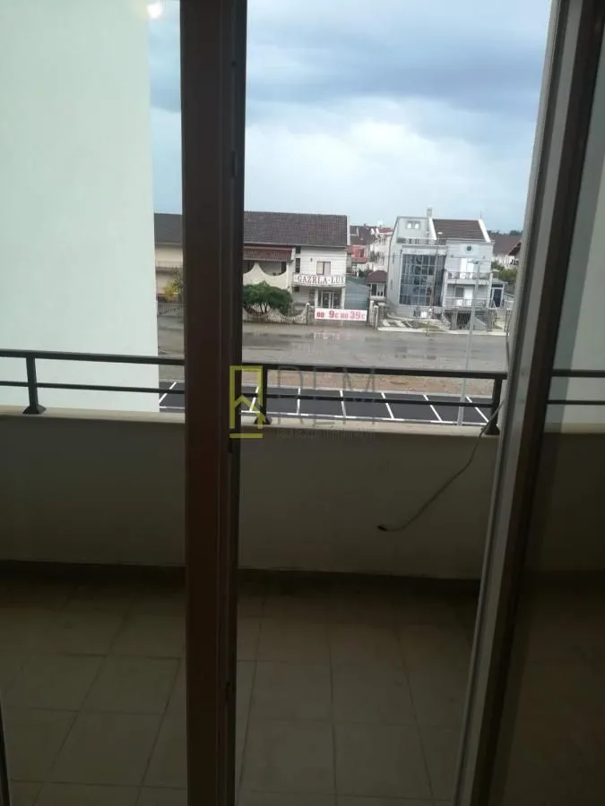Rent, two bedroom apartment, 70m², Stari Aerodrom, Podgorica