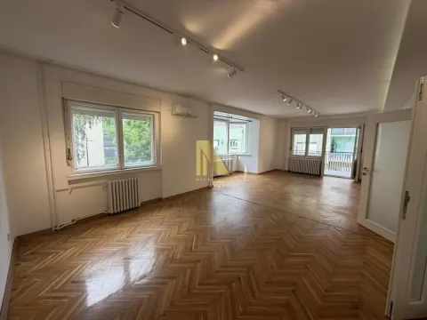 Poslovni prostor in Kej