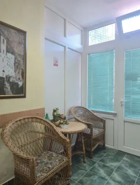 Rent, office space, 24m², Stara varoš, Nikšić - image 8