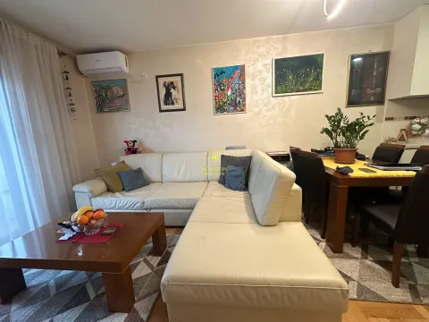 Prodaja, dvosoban stan, 67m², Stari Aerodrom, Podgorica - image 6