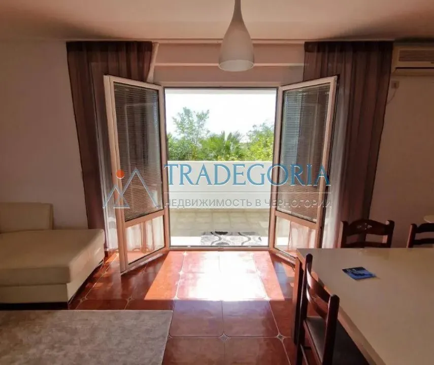 Sale, three bedroom apartment, 90m², Petrovac, Budva