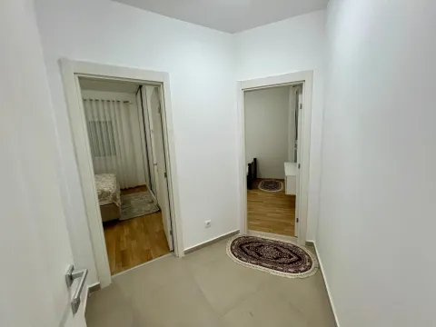 Izdavanje, dvosoban stan, 56m², Stara Varoš, Podgorica - image 5