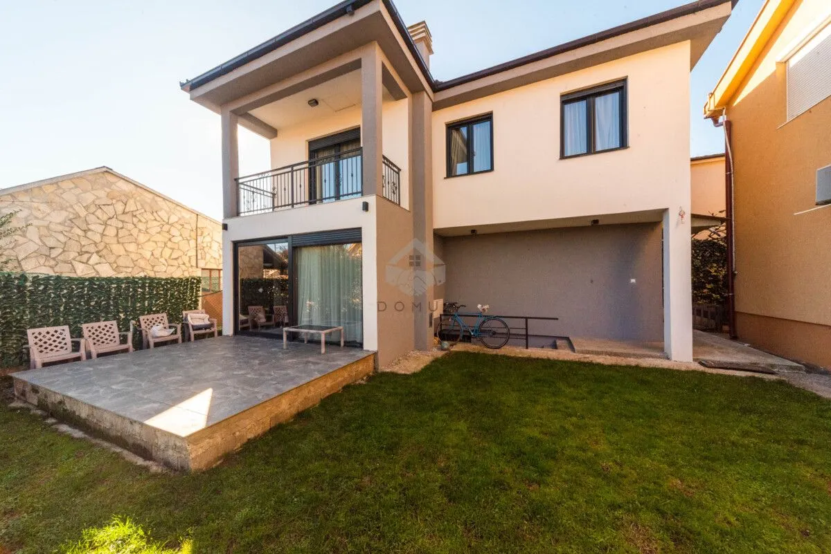 Rent, house, 125m², Gornja Gorica, Podgorica