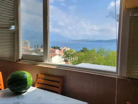 Sale, one bedroom apartment, 40m², Baošići, Herceg Novi