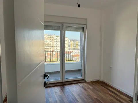 Prodaja, trosoban stan, 151m², Kruševac, Podgorica - image 10