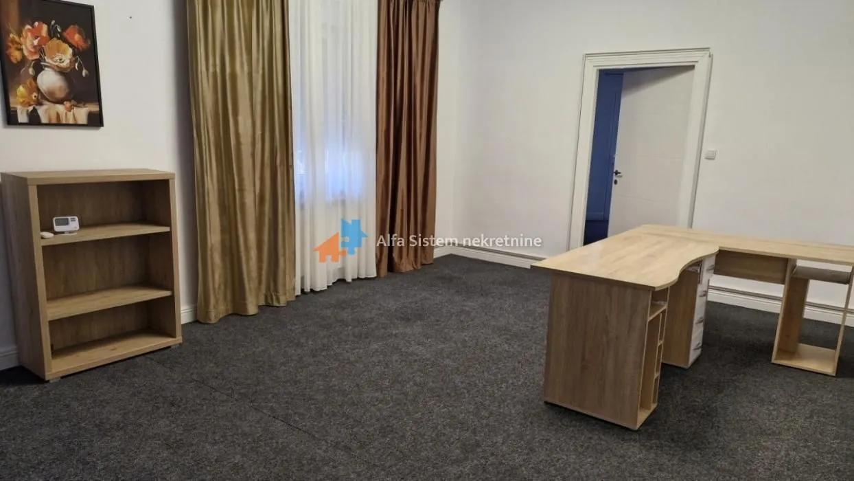 Izdavanje, dvosoban stan, 70m², Vračar Hram, Vračar Sve Podlokacije