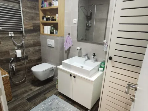 Prodaja, jednosoban stan, 61m², Dobrota, Kotor - image 6